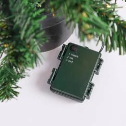 Lot De Sapins De Noël Et Couronne -Komar Boutique 039c18c496d84fd78c15c320210a7d71