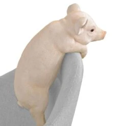 Figurine Biggi -Komar Boutique 1000194523 191115 07543000143 DETAILS P000000001000194523