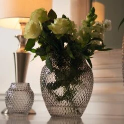 Leonardo Vase Poesia II -Komar Boutique 1000231516 230317 020 MOOD DETAILS P000000001000231516 mood