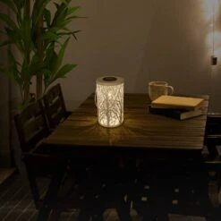 Bornes éclairage Rocbaron 18 Bornes éclairage Rocbaron -Komar Boutique 1000252156 210312 12080000096 MOOD DETAILS P000000001000252156 mood