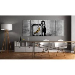 Tableau Déco Monkey With Frame (Banksy) -Komar Boutique 1000267349 210528 07062900822 MOOD DETAILS P000000001000267349 mood