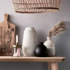 Vase MIO -Komar Boutique 1000337859 220225 020 MOOD DETAILS P000000001000337859 mood