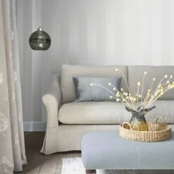 Laura Ashley Papier Peint Intissé Lille 26 Laura Ashley Papier Peint Intissé Lille -Komar Boutique 1000349441 220617 021 MOOD DETAILS P000000001000349441 mood