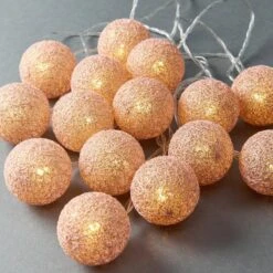 Guirlande Lumineuse LES PETITES BELLE -Komar Boutique 1000365675 220728 020 MOOD DETAILS P000000001000365675 mood