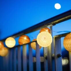 Guirlande Lumineuse LED 10 Boules Coton 32 Guirlande Lumineuse LED 10 Boules Coton -Komar Boutique 18c4396873cd4c4ca0658b850a068e88
