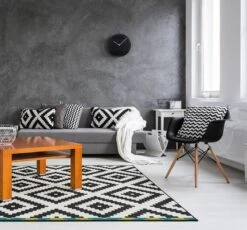 Horloge Murale Design THE ESSENTIAL. -Komar Boutique 4a3f998840bf4d5eac8768cc46b09b4b