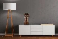 Sculpture Moderne Guardian Of The Palace -Komar Boutique 5499a3c5ac2d45f69e1898893eb59174