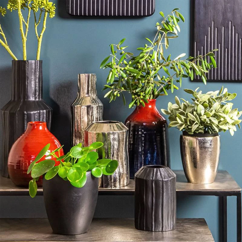 Vase En Métal D é Cône 4 Vase En Métal D é Cône – Image 2