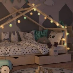 Guirlande Cotton Balls 310cm Vert -Komar Boutique 7c688f4ac9764a20b216853f805c6ccb