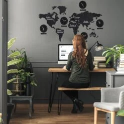 Carte Monde En Bois Avec 5 Horloges -Komar Boutique a68384a90e1840c6a7ec99d2c821c726