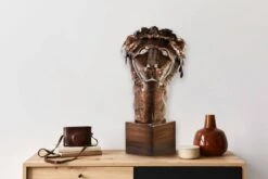 Sculpture Moderne Guardian Of The Palace -Komar Boutique f5d6d9b088b649b08034ff5556b8480f